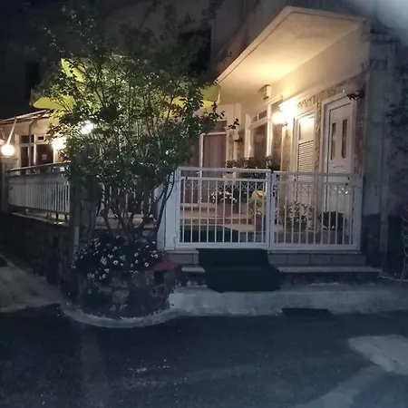 Holiday home Paul's House Agioi Deka (Corfu)
